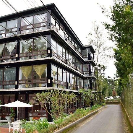 Full House Bed And Breakfast Nantou Eksteriør bilde