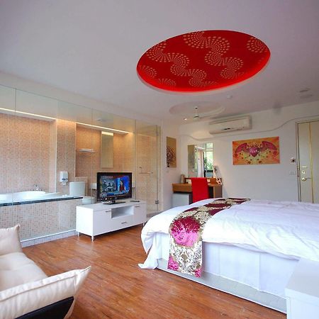 Full House Bed And Breakfast Nantou Eksteriør bilde