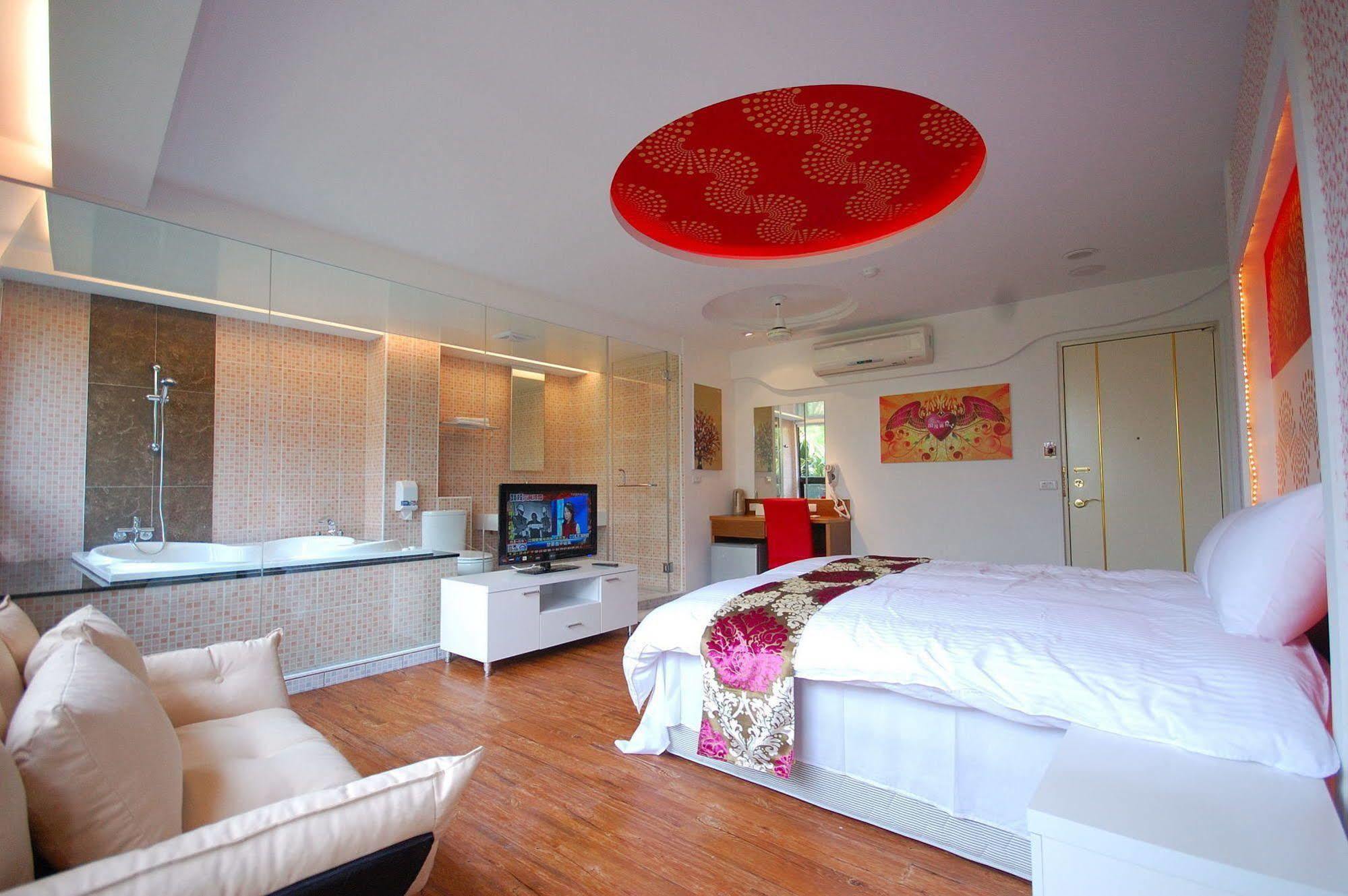 Full House Bed And Breakfast Nantou Eksteriør bilde