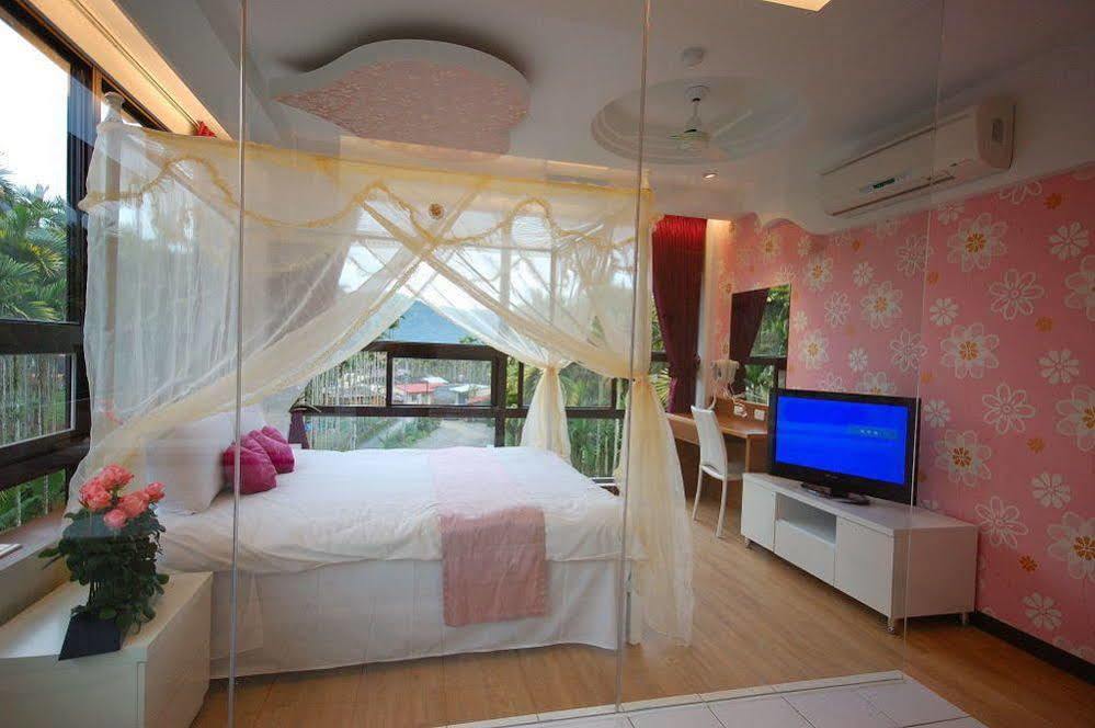 Full House Bed And Breakfast Nantou Eksteriør bilde